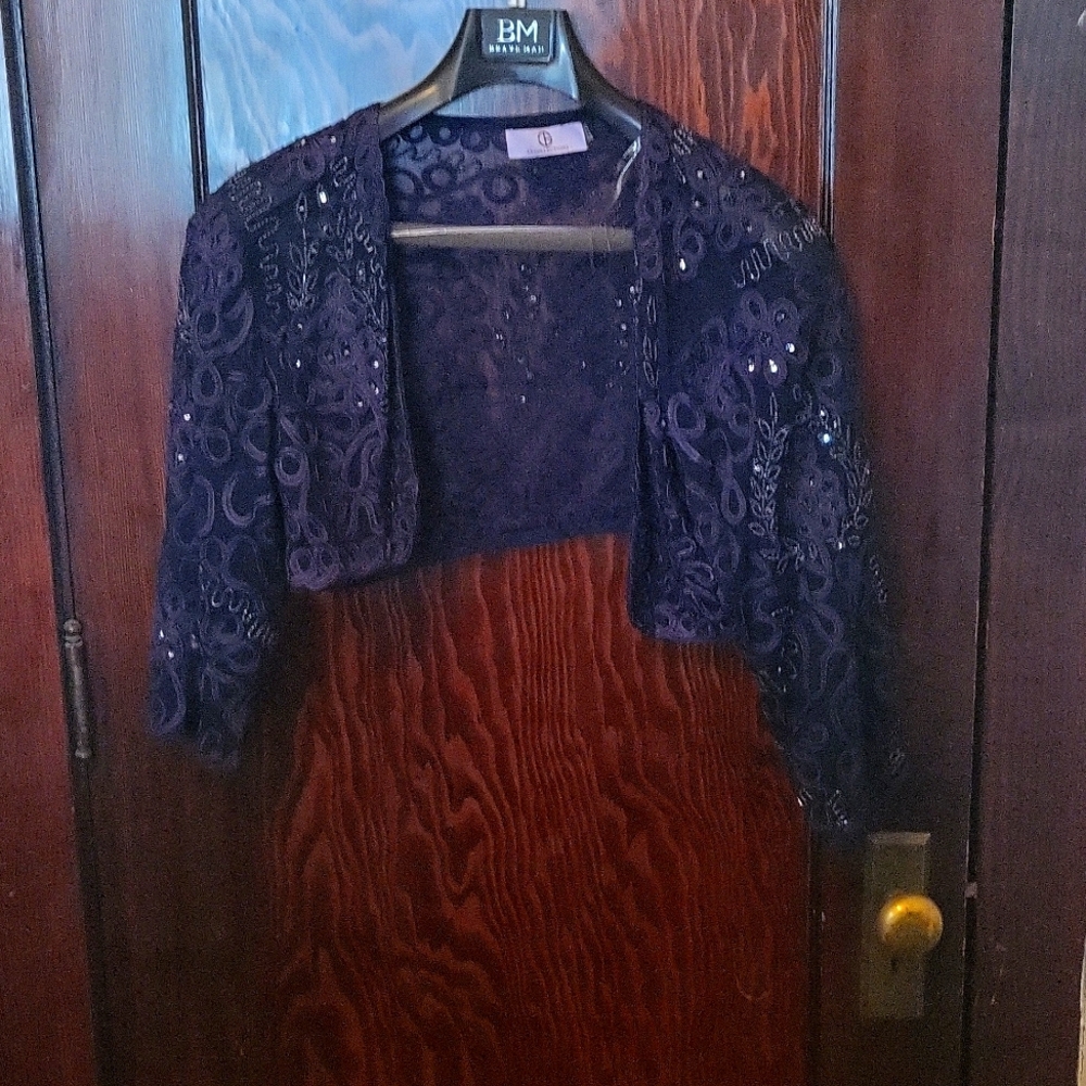 Formal shrug